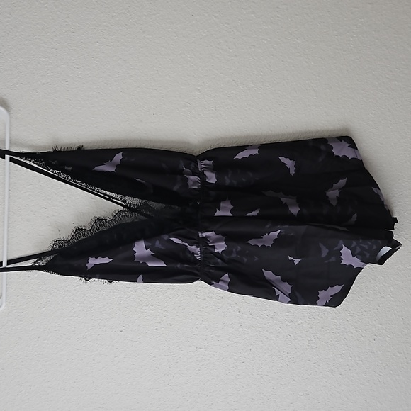 Bat Halloween Romper Pajama - Picture 3 of 7